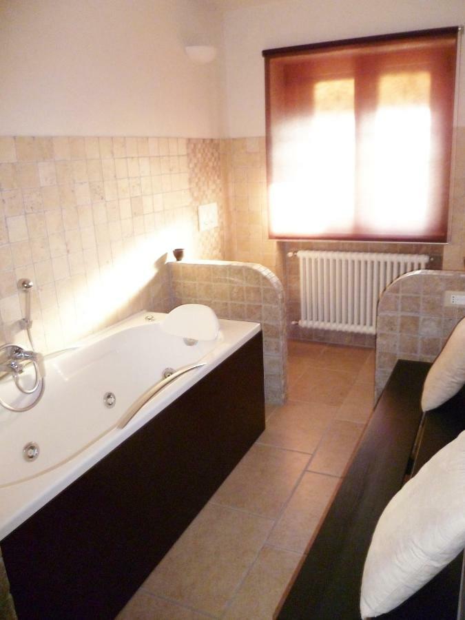 B&B Colle Di Terria Country House 康蒂利亚诺 外观 照片